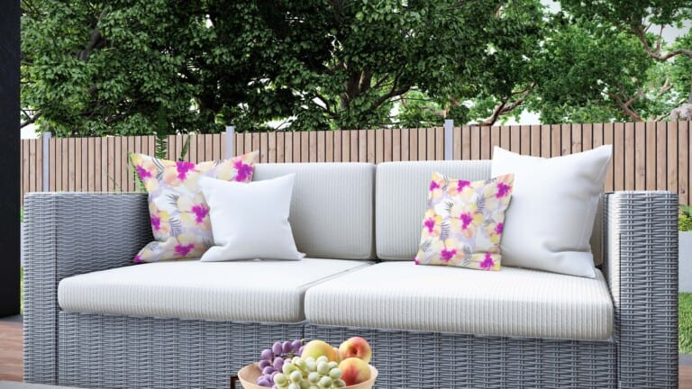 Palm Frond White Quick Dry Outdoor Cushion